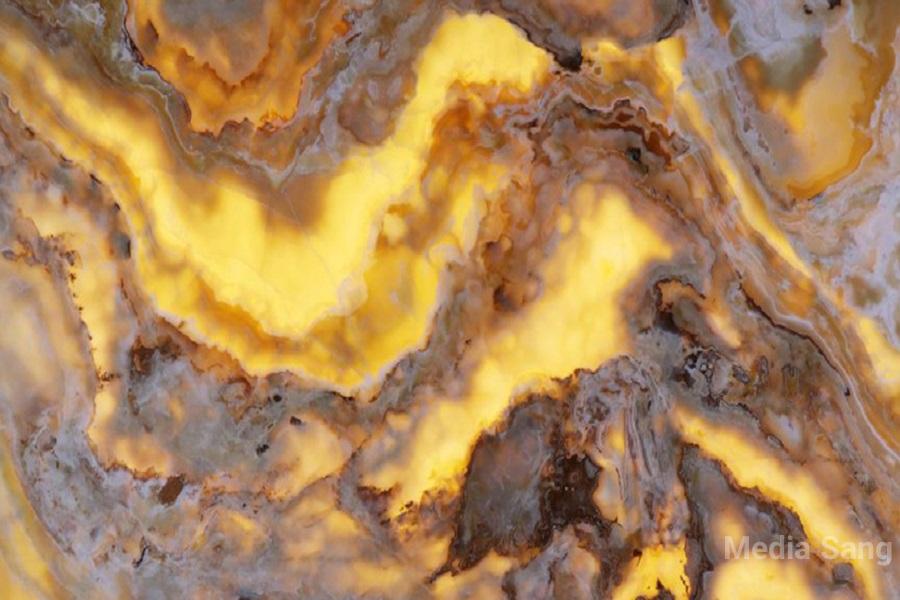 تراونکس کارمانیا | از زیباترین و پرکاربردترین سنگ های ساختمانی - مدیا سنگ